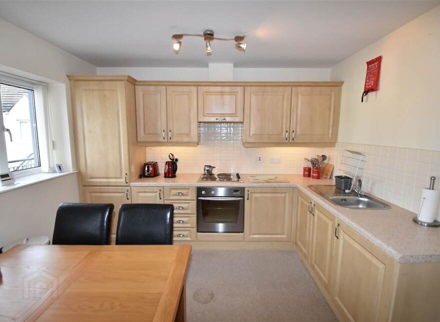 40 Old Castle Court, Portrush, BT56 8GR