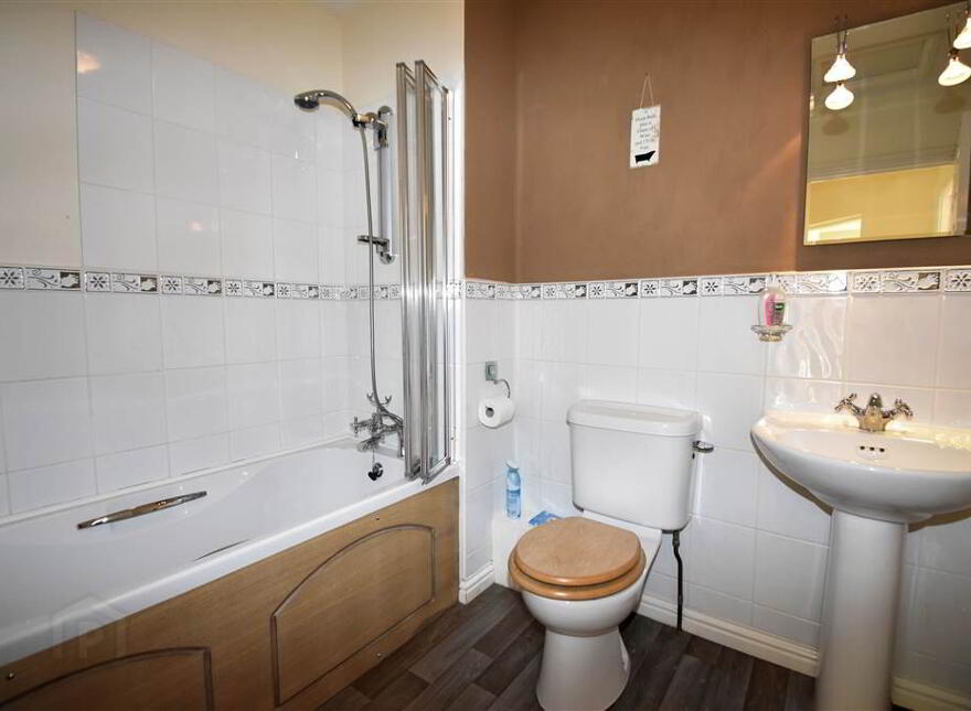 40 Old Castle Court, Portrush, BT56 8GR