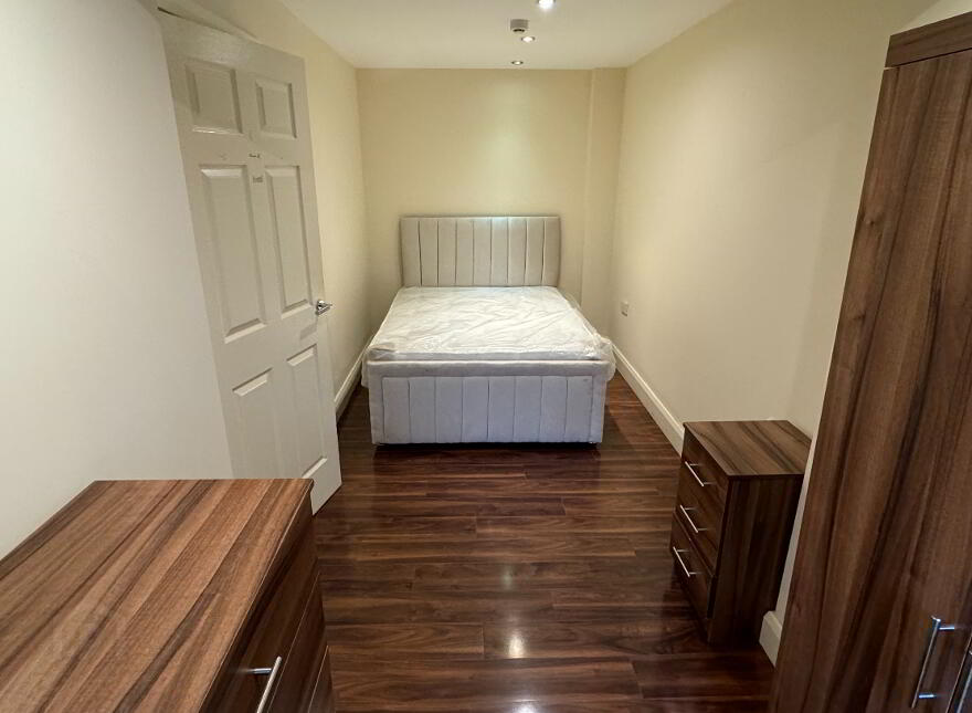 143 & 143a Stranmillis Road, Stranmillis Road, Belfast, BT9 5AJ
