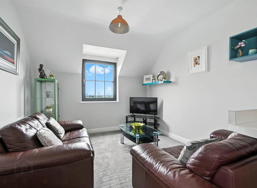 Apt 52, Sir Richard Wallace Walk, Lisburn, BT28 3RW