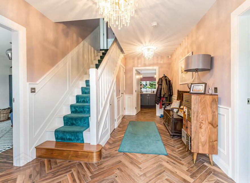 6 Beechtree Hill, Lisburn, BT28 3RX