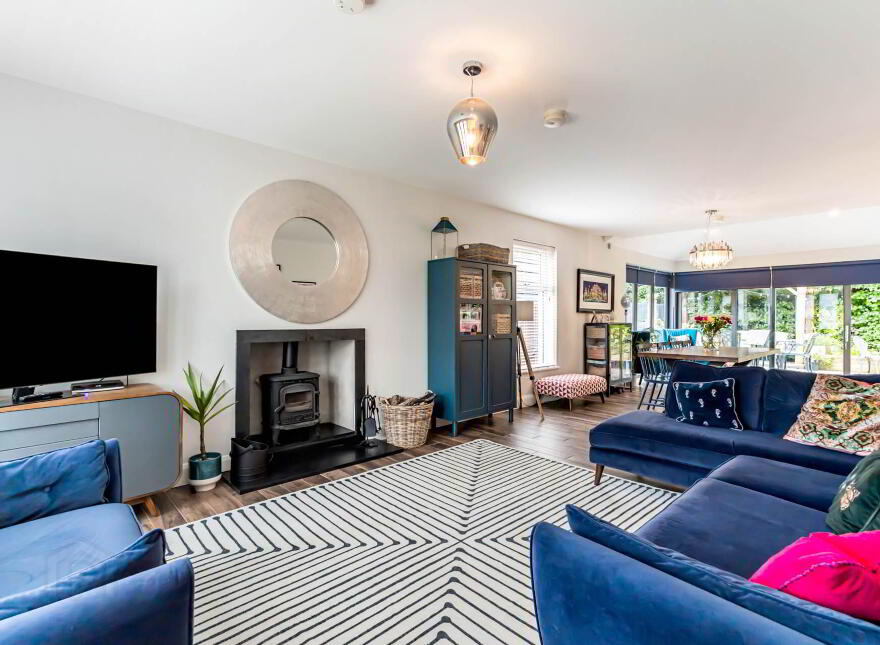 6 Beechtree Hill, Lisburn, BT28 3RX