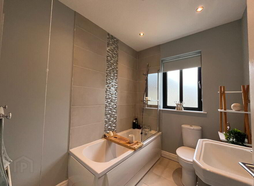 17 Killuney Park, Armagh, BT61 9JF