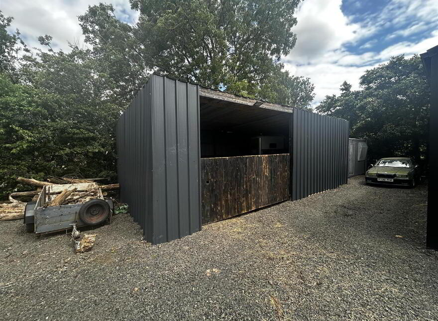 Equestrian Yard & Paddock, 51a Rankinstown Road, Ballymarlagh, Ballymena, BT42 3HR