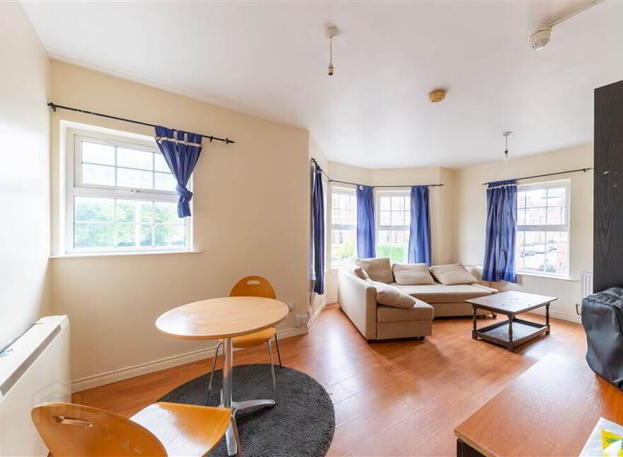 34b Ashley Avenue, Lisburn Road, Belfast, BT9 7BT