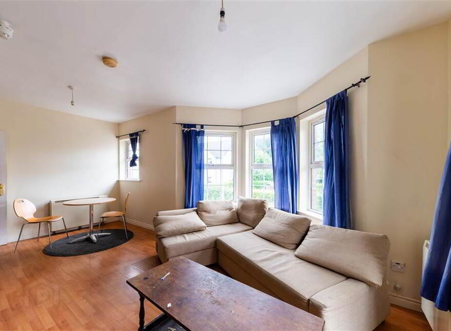 34b Ashley Avenue, Lisburn Road, Belfast, BT9 7BT