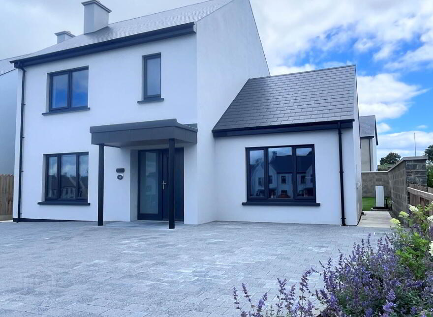 88 An Sruthan Beag, Clogheen, Clonakilty, P85RP02 photo