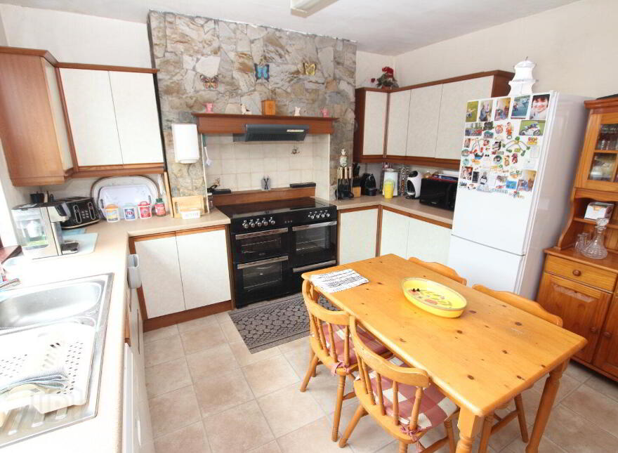 19 Ballycraigy Road, Antrim, BT41 1PW