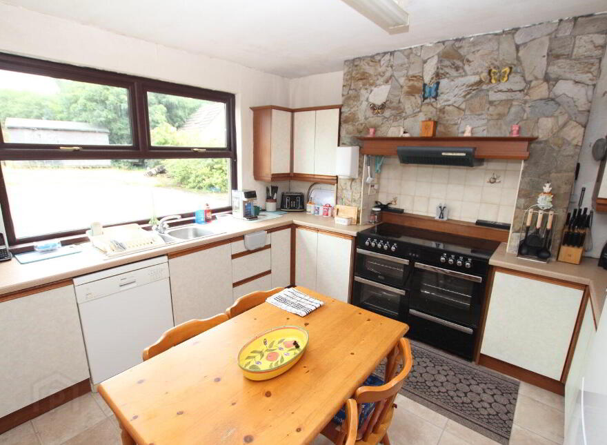 19 Ballycraigy Road, Antrim, BT41 1PW