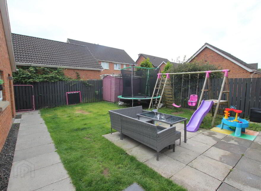 25 Carnbeg Dale, Antrim, BT41 4RE