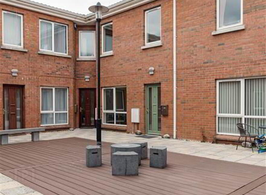Apt 9, Tivoli Court, Upper Lisburn Road, Belfast, BT10 0BG