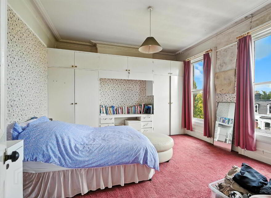 33 Marlborough Park North, Belfast, BT9 6HJ
