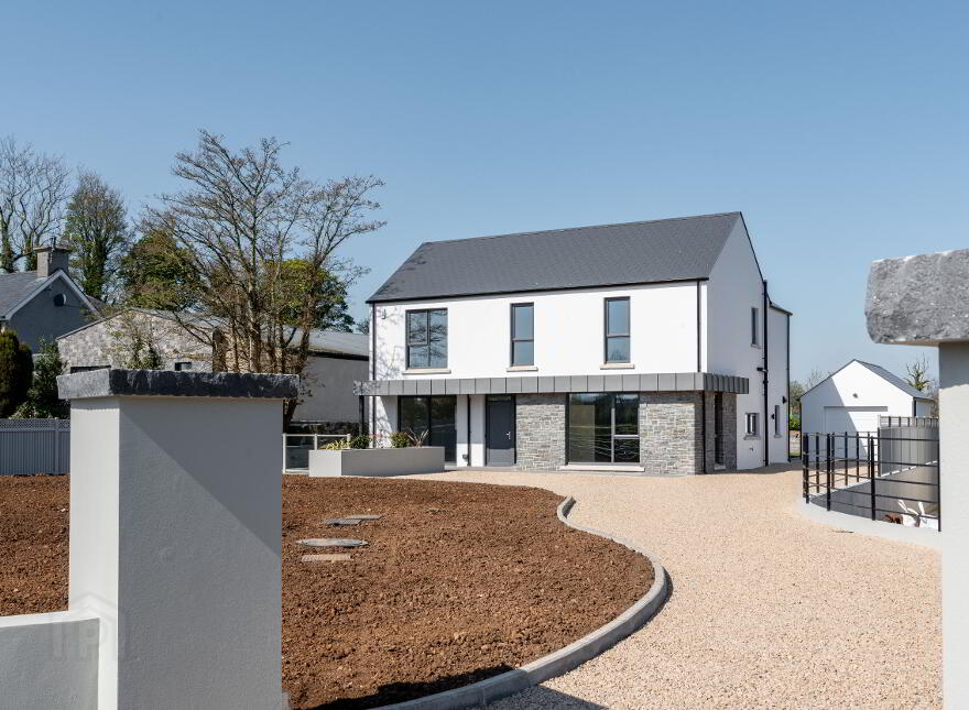 The Somerley, 1 Finlay Hall, Portglenone, Ballymena, BT44 8EA photo