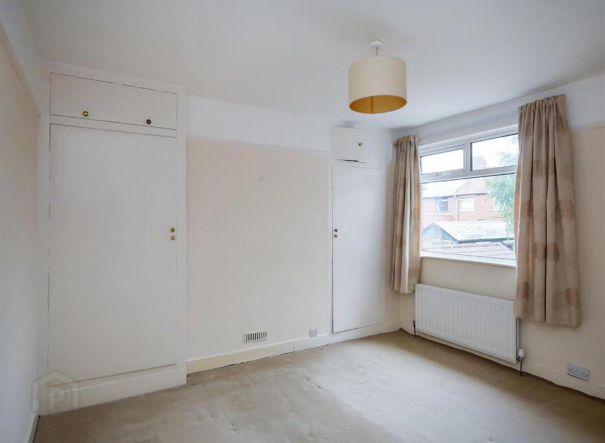 29 Queensberry Park, Rosetta, Belfast, BT6 0HN