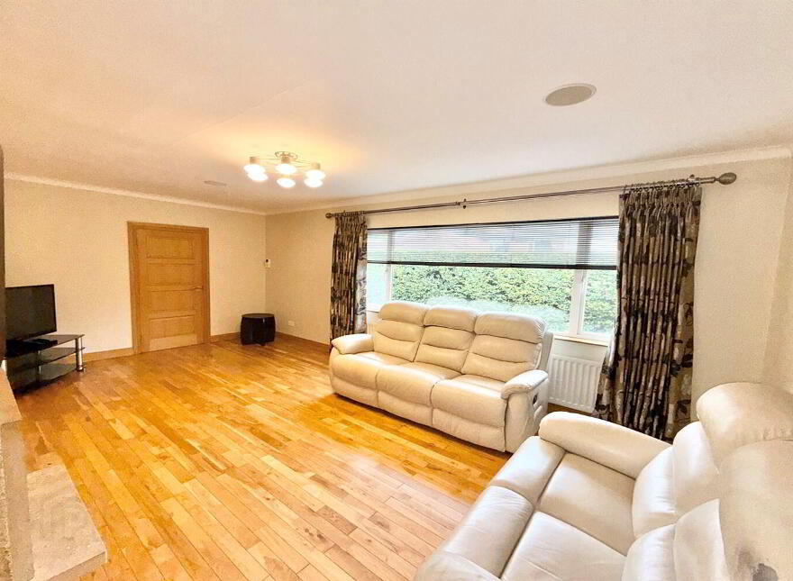 14 Strangford Avenue, Belfast, BT9 6PG