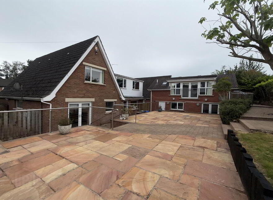 14 Strangford Avenue, Belfast, BT9 6PG