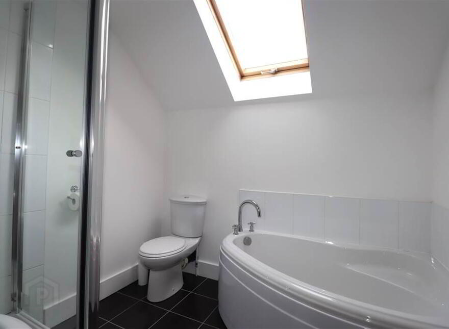 1 The Chimes, Hillsborough, BT26 6AJ
