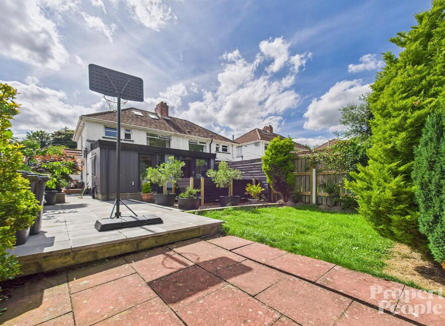 17 Shancoole Park, Belfast, BT14 8JQ