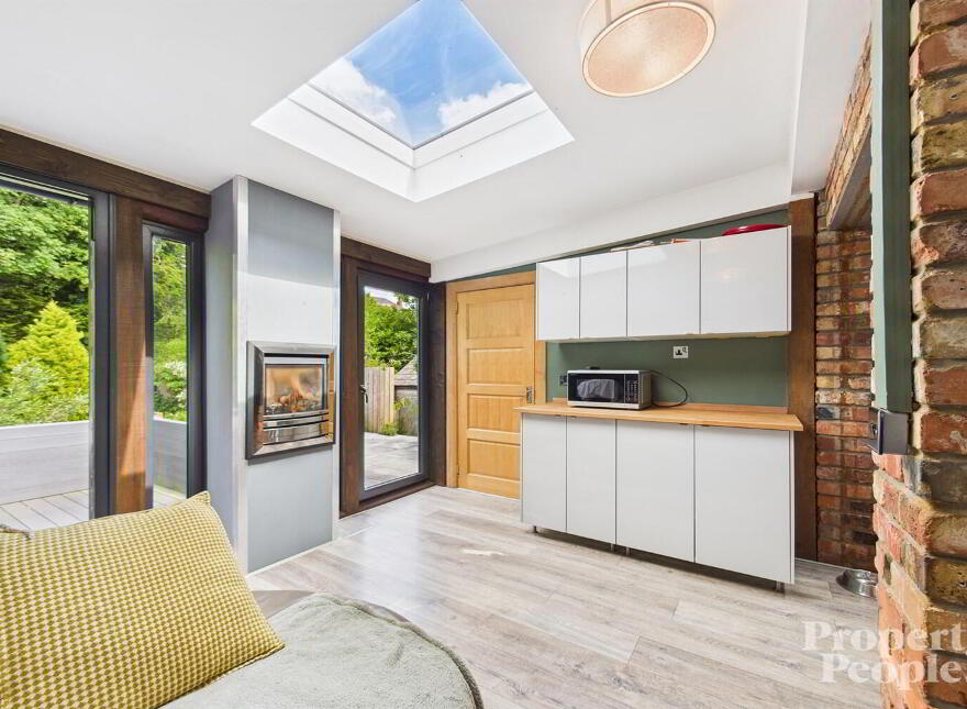 17 Shancoole Park, Belfast, BT14 8JQ