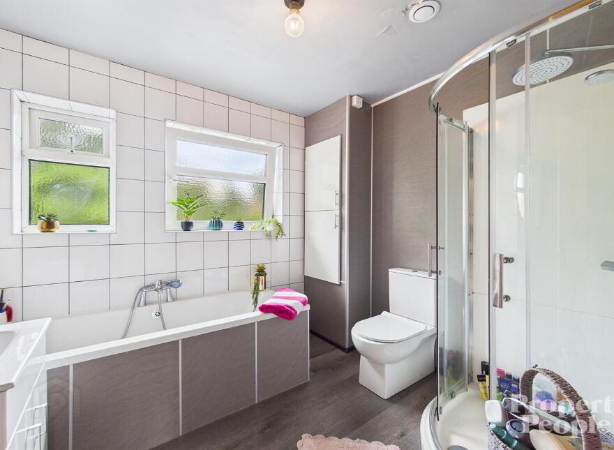 17 Shancoole Park, Belfast, BT14 8JQ