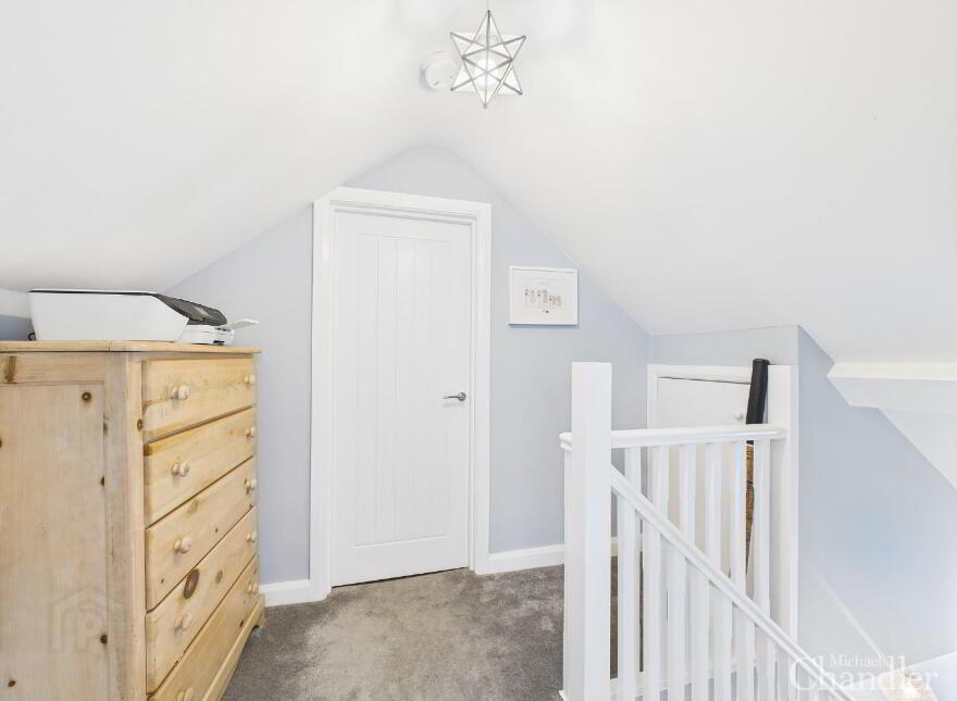 10 Burnside Park, Belfast, BT8 6HU