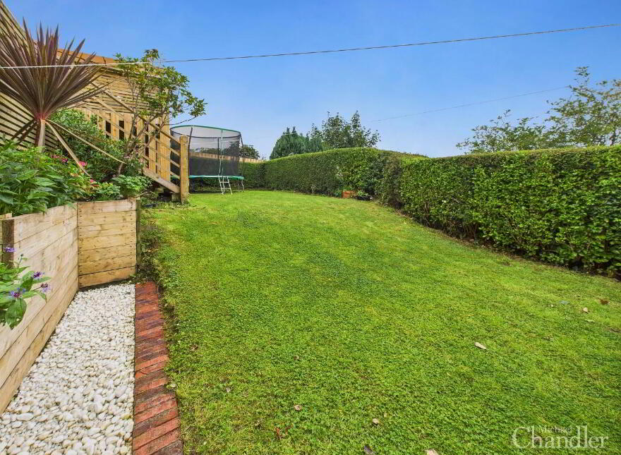 10 Burnside Park, Belfast, BT8 6HU