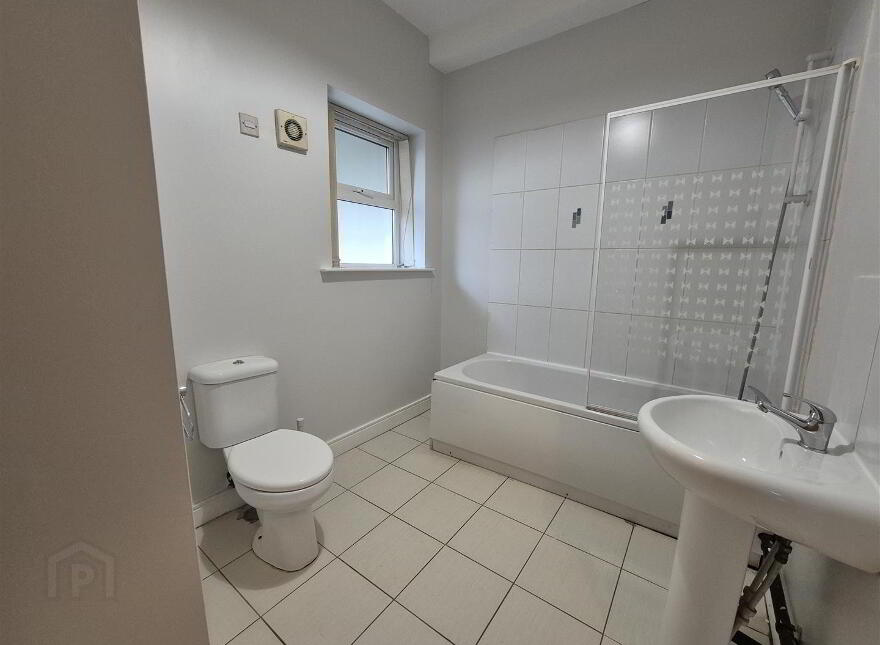 1 Cheston Close, Carrickfergus, BT38 7FL