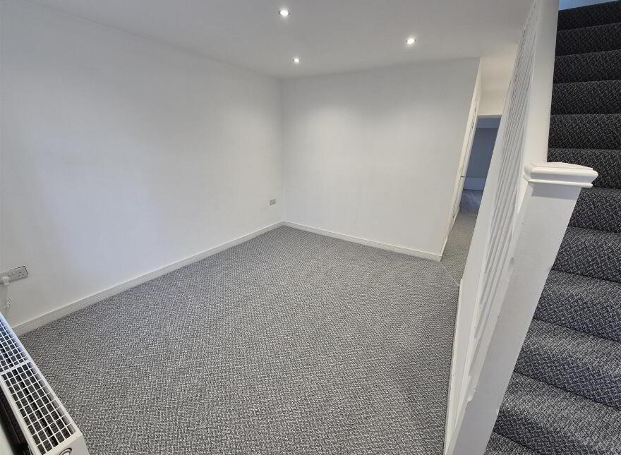 9 High Street, Ballyhalbert, Newtownards, BT22 1BL