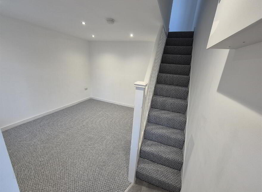 9 High Street, Ballyhalbert, Newtownards, BT22 1BL