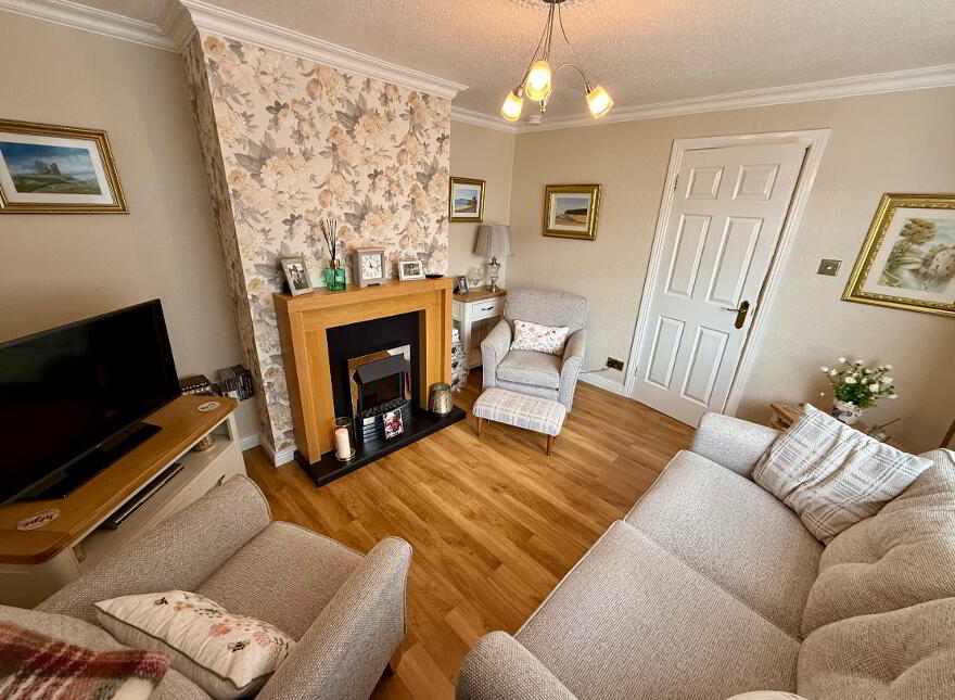 81 Seymour Gardens, Waterside, L’derry, BT47 6ND