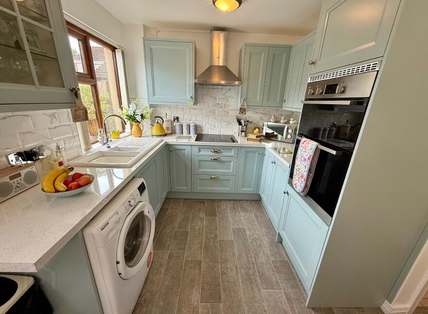 81 Seymour Gardens, Waterside, L’derry, BT47 6ND