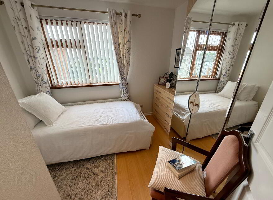 81 Seymour Gardens, Waterside, L’derry, BT47 6ND