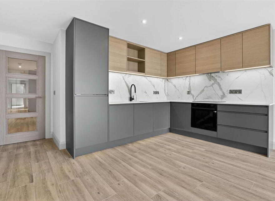 Apartment 3 19 The Promenade, Portstewart, BT55 7AH