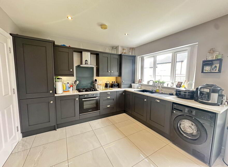 8 The Highways, Larne, BT40 2FW