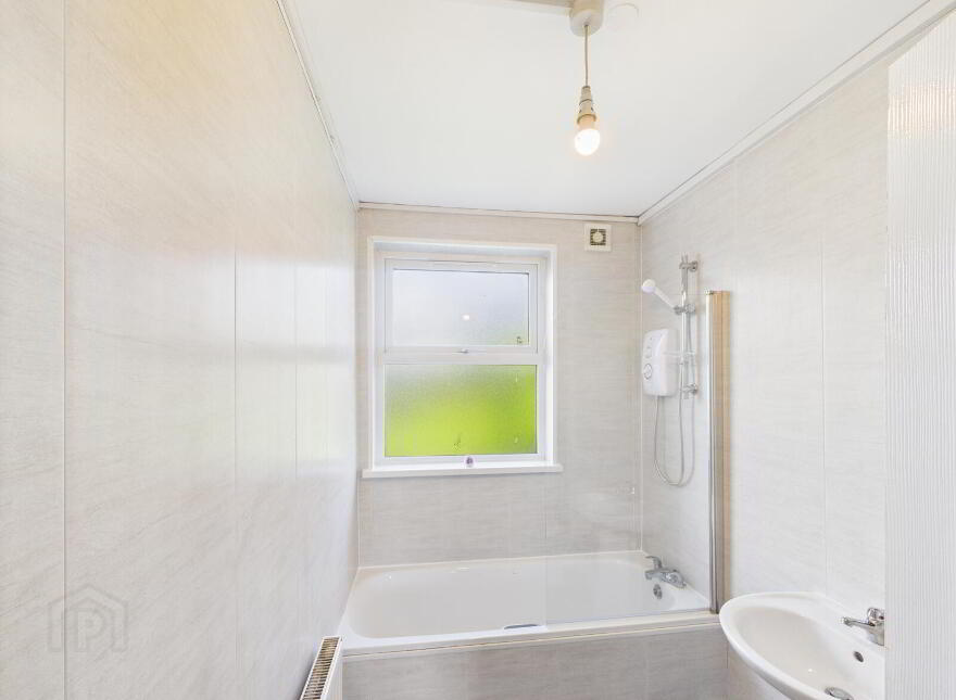 63 Islandmagee Road, Whitehead, Carrickfergus, BT38 9NH