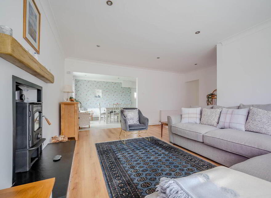 24 Millisle Road, Donaghadee, BT21 0HY