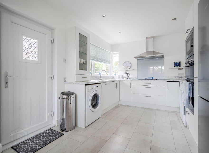 24 Millisle Road, Donaghadee, BT21 0HY