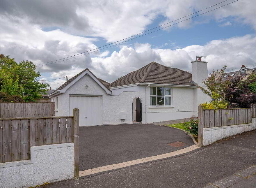 24 Millisle Road, Donaghadee, BT21 0HY