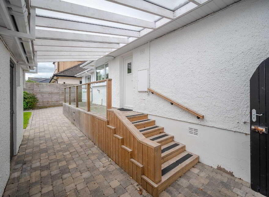 24 Millisle Road, Donaghadee, BT21 0HY