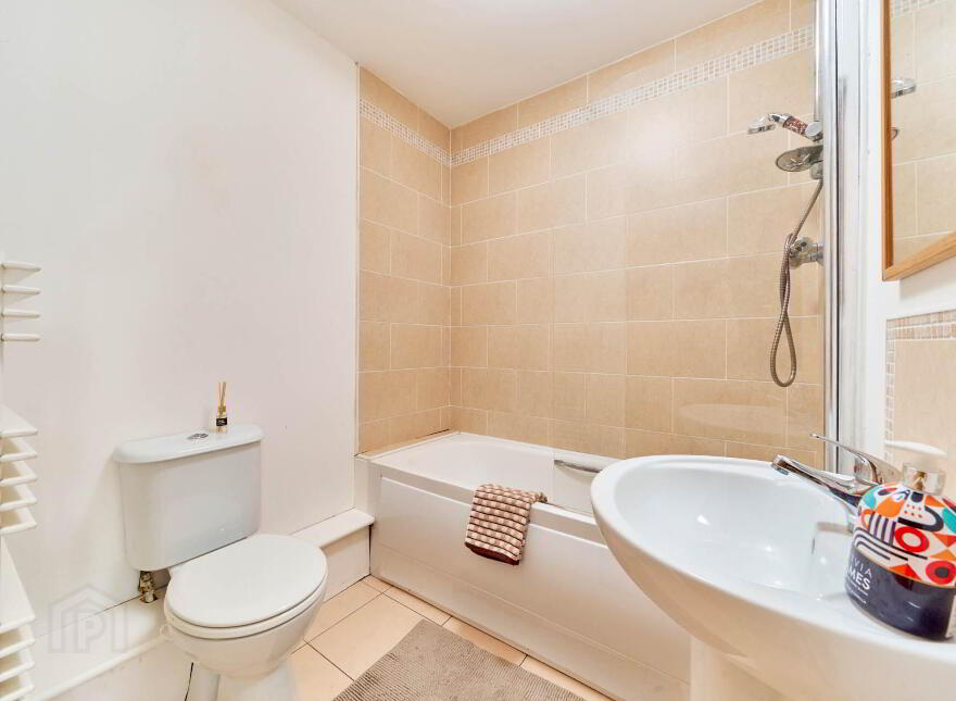 37 Academy Square, Navan, C15E209