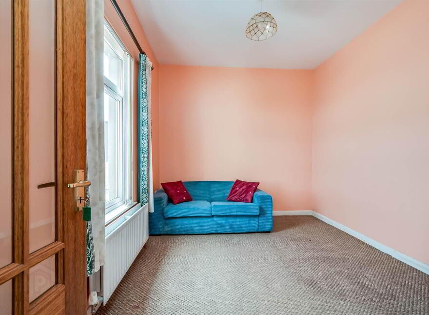 Bungalow @, 51 Middle Braniel Road, Belfast, BT5 7TU