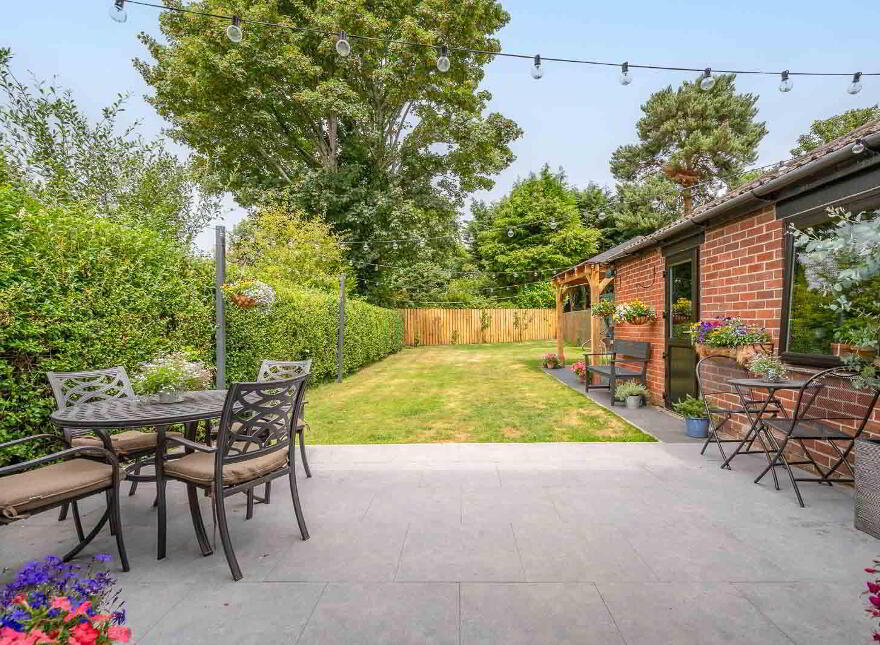 56 Kingsdale Park, Belfast, BT5 7HB