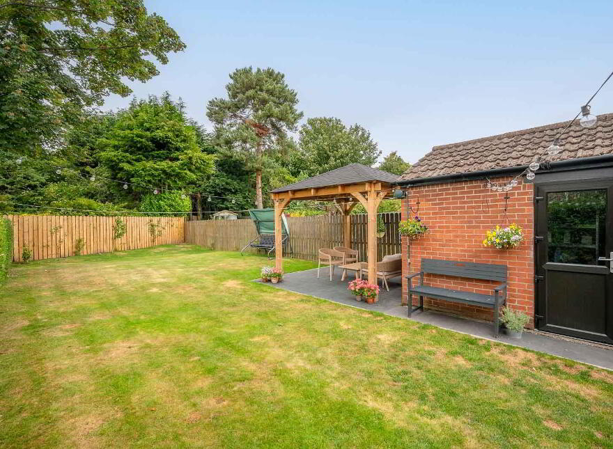 56 Kingsdale Park, Belfast, BT5 7HB