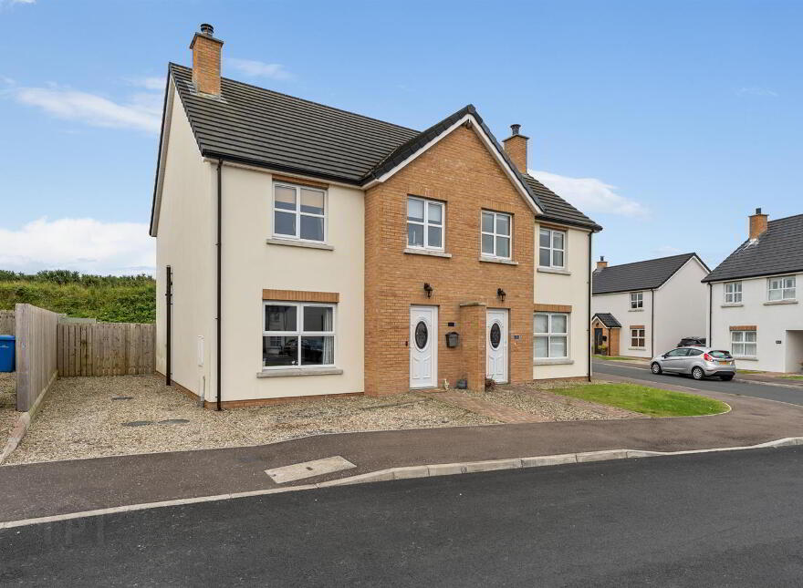 36 McBriar Park, Carrowdore, Newtownards, BT22 2UN photo