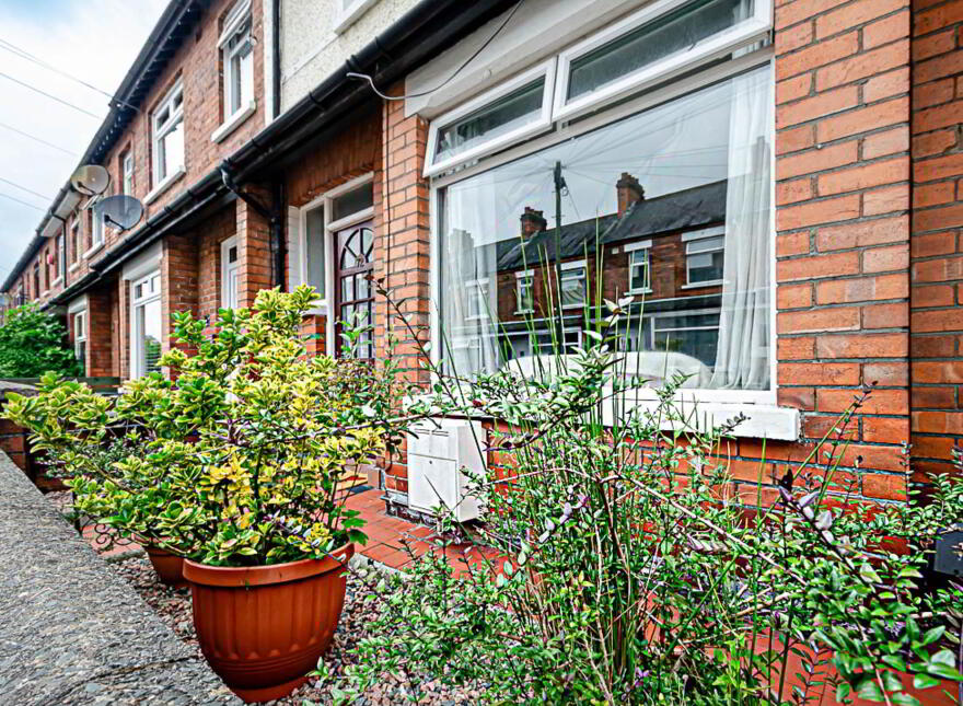 72 Tildarg Street, Belfast, BT6 8NJ