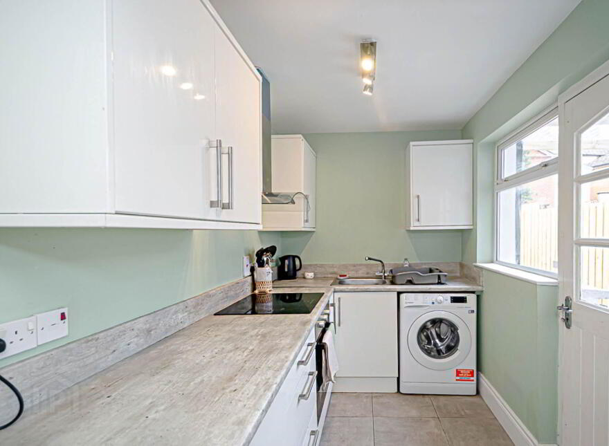 72 Tildarg Street, Belfast, BT6 8NJ