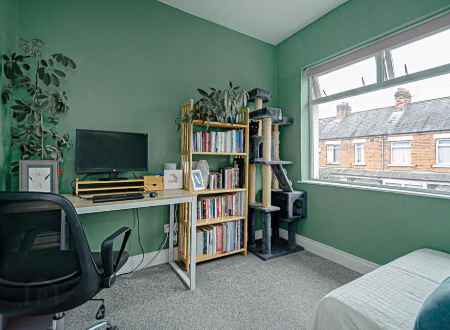 72 Tildarg Street, Belfast, BT6 8NJ