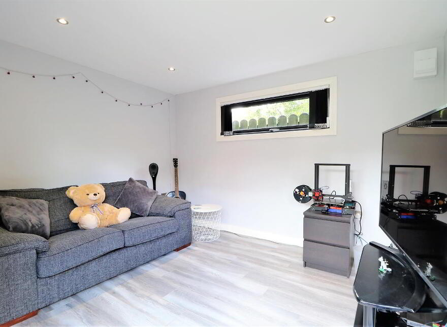 130 Doagh Road, Newtownabbey, BT37 9QR