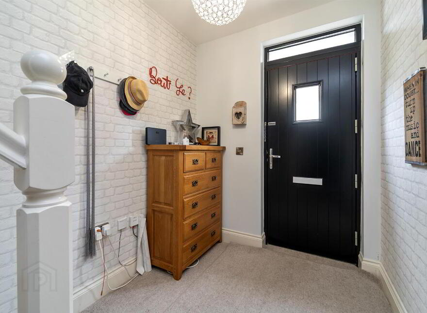 4 Bracken Hill Avenue, Ballymaconaghy Road, Belfast, BT8 6ZS
