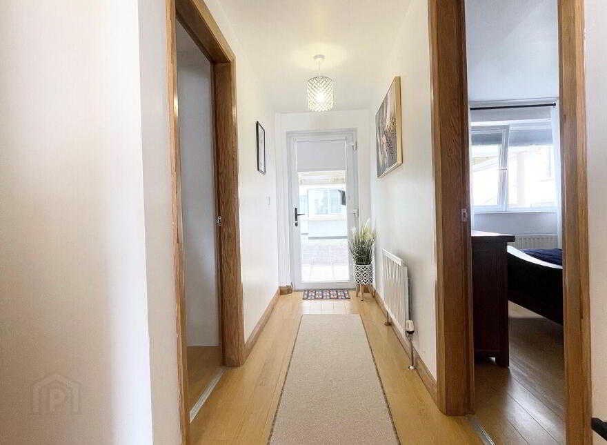 Apt 7, HOLIDAY LET, Peninsula Apartments, Causeway Street, Portrush, BT56 8AB